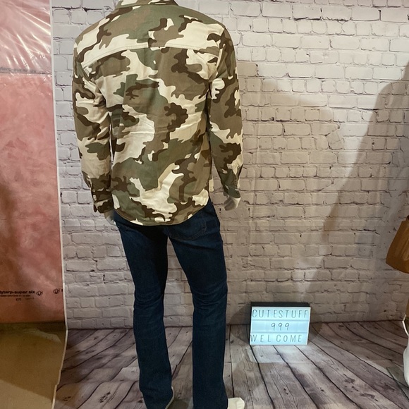 NWT brand new with tag Camouflage Print Men Shacket - Picture 7 of 7